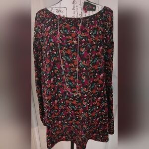 5/$25 Ava & Viv 1X Floral Long Sleeve Blouse
